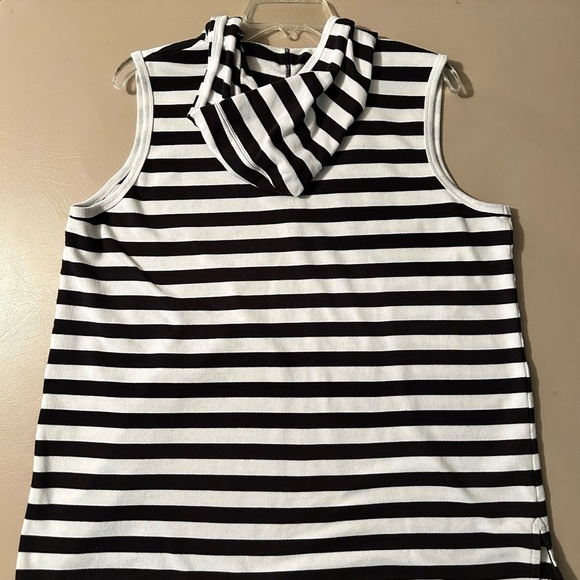 CATALINA Black and White Striped Sleeveless Top With Hoodie - Picture 7 of 7